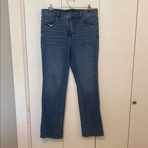 Ann Taylor Women's Straight Leg Blue Jeans